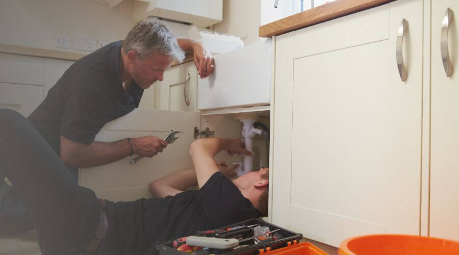 Local expert plumbing services in Dahlen, ND